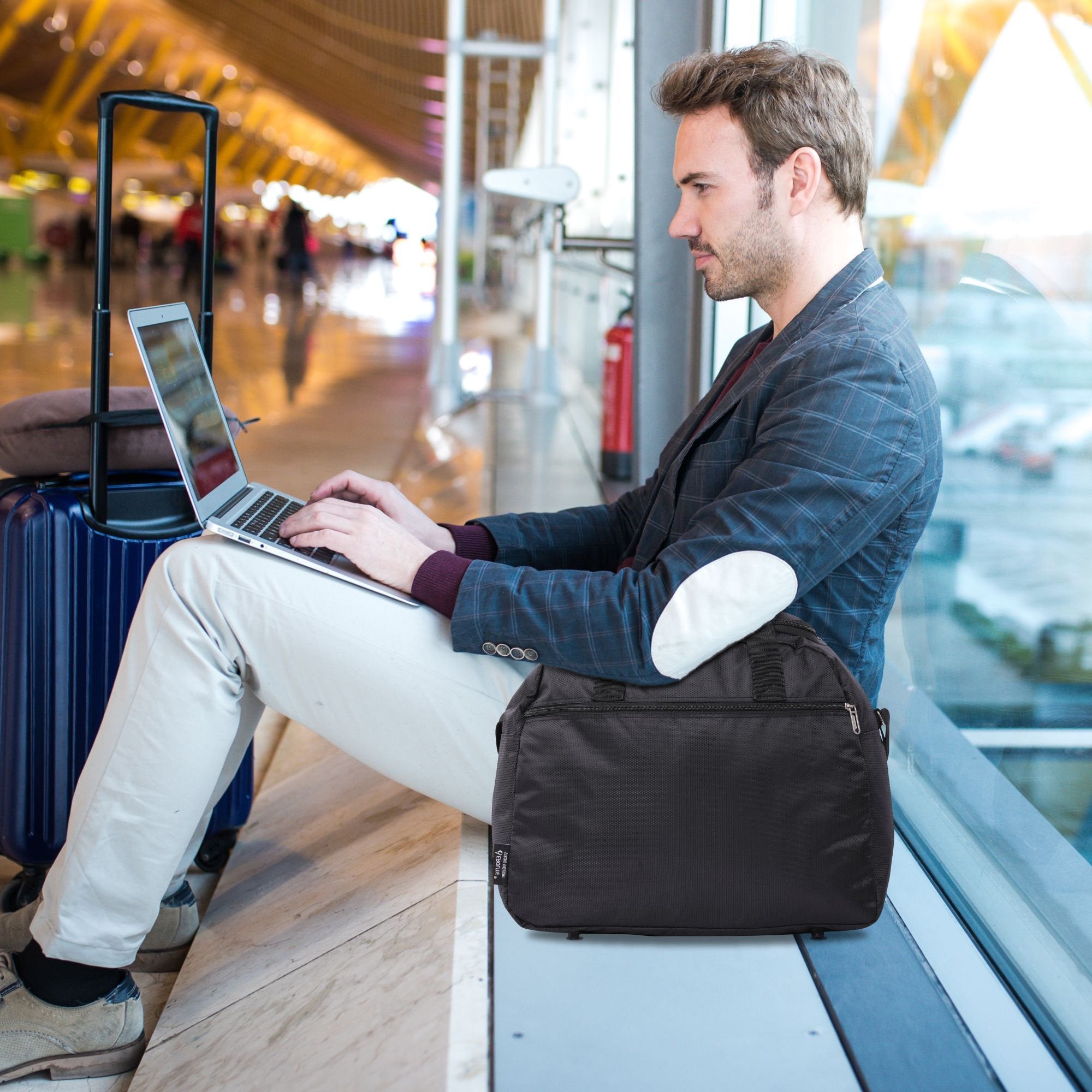 Aerolite 45x36x20 New and Improved 2021 easyJet Maximum Size Holdall Cabin Luggage Under Seat Flight Bag, Black - Packed Direct UK